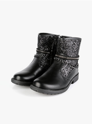 Ankle boot with rhinestones