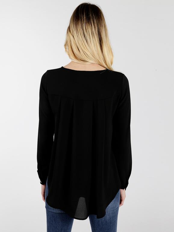 Asymmetrical women's blouse