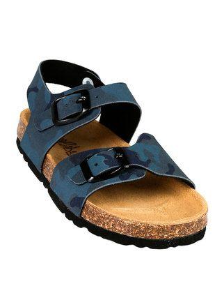 Baby sandals with buckles