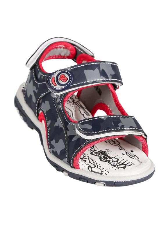 Baby sandals with tears