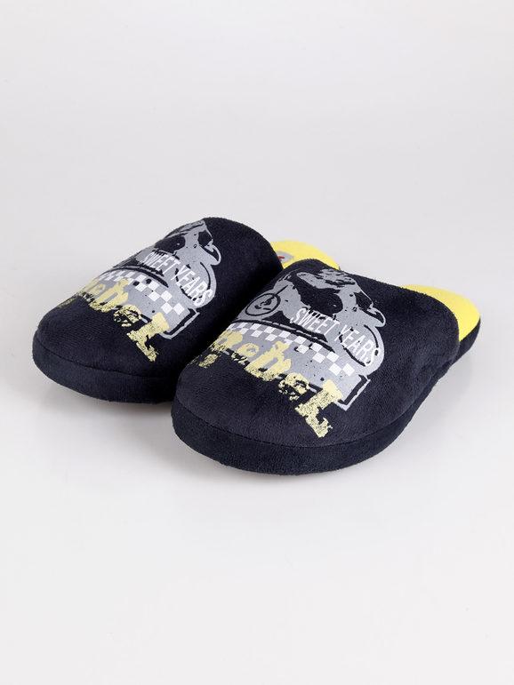 Baby slippers in suede fabric