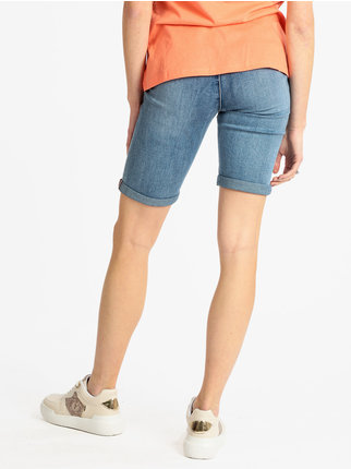 Bermuda shorts in women's jeans