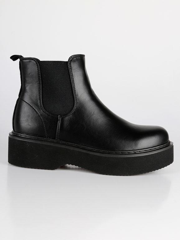 Black chelsea boots
