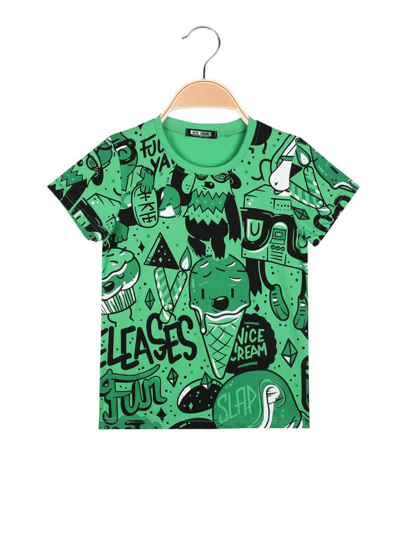 Boy's T-shirt with prints