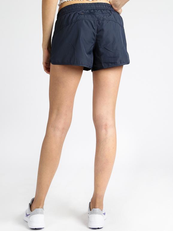 Breathable sports shorts