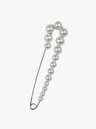 Broche de mujer con perlas.