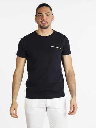Camiseta de manga corta con bolsillo bordado para hombre