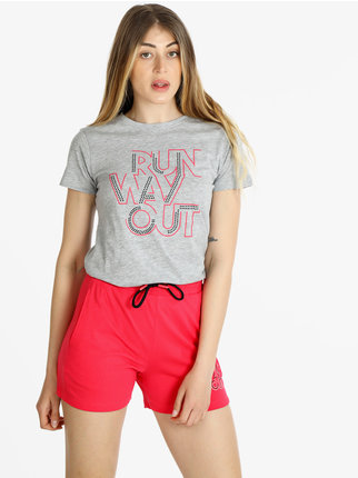 Camiseta de mujer de manga corta con letras