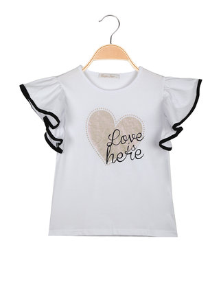 Camiseta de niña con mangas de volante y estampado de corazones