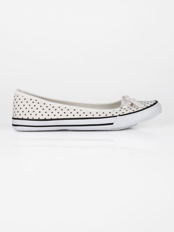 Canvas ballet flats with stars