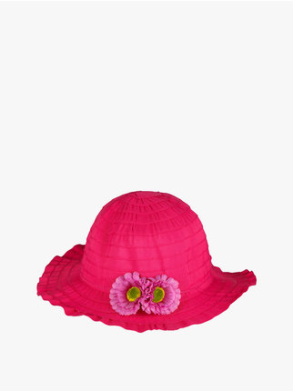 Cappello da bambina con fiori