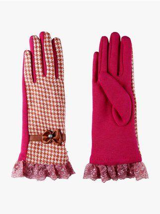 Checkered women's gloves with lace
