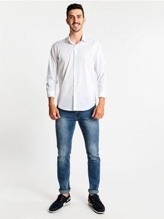 Chemise blanche à manches longues coupe classique