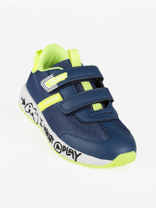 Children's sneakers with tears