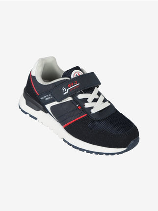Children's sneakers with velcro strap