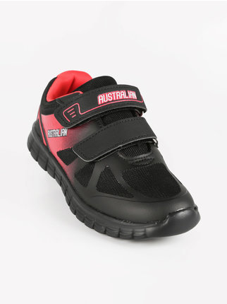 Children's sports shoes with rips