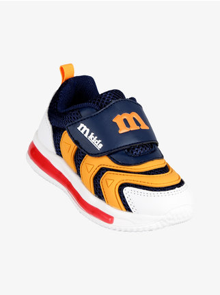 Children's sports sneakers with lights