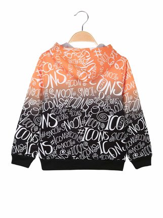 Children's sweatshirt with hood and prints