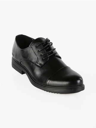 Classic lace-up shoes for men