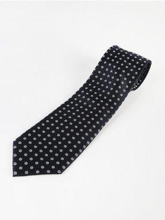 Classic tie with prints