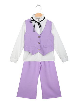 Conjunto de niña elegante con camisa + chaleco y pantalón.