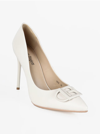 Decolletè with stiletto heel