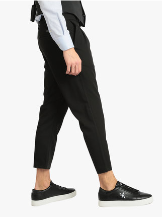 Elegant men's trousers with pleats