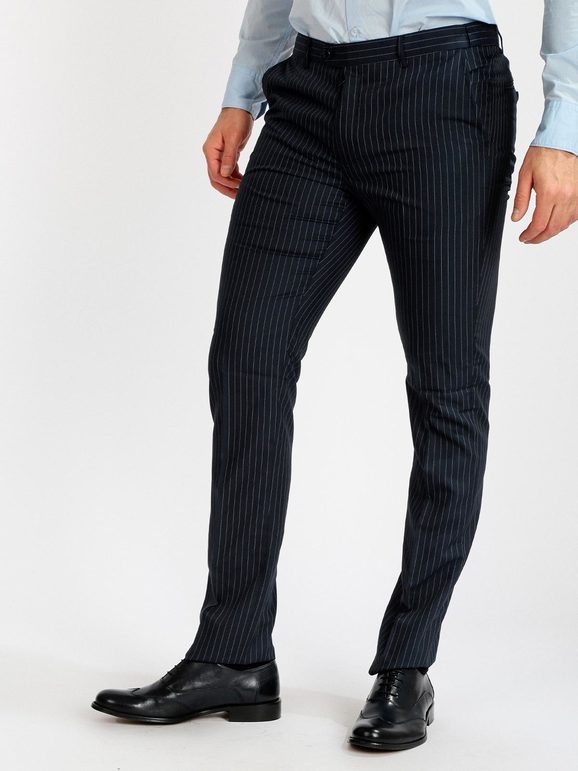 Elegant pinstripe suit for men
