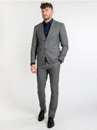 Elegant Prince of Wales men's suit