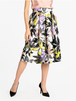 Elegant satin-effect midi skirt with print