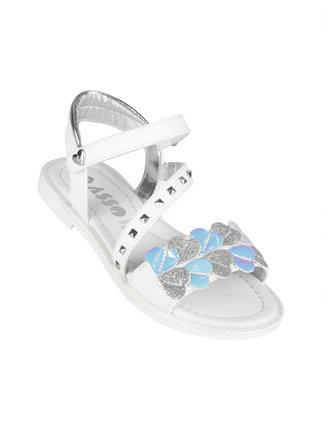 Girl's sandals with hearts and studs