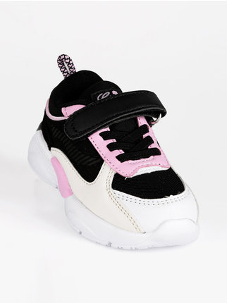 Girl's sports shoes with tear  GD21521