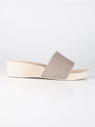 Glitter rubber slippers with wedge