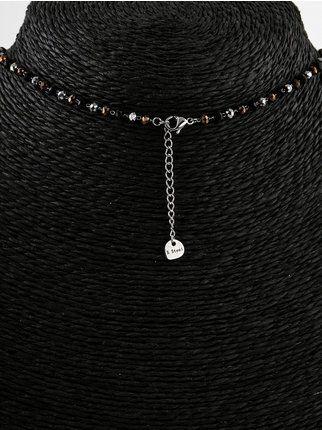 Halskette mit Perlen und Anhängern