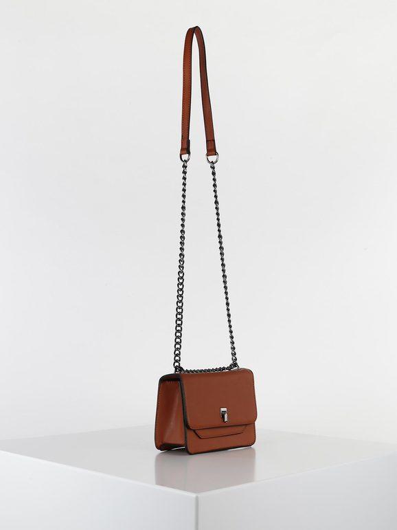 Handbag with chain shoulder strap