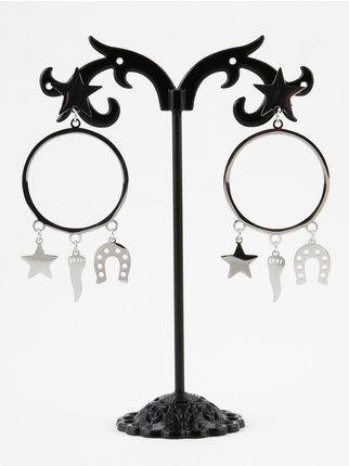 Hoop earrings with pendants