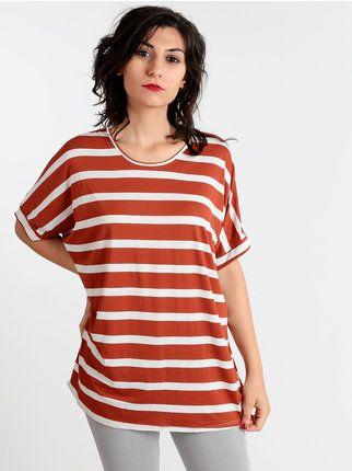 Horizontal striped T-shirt