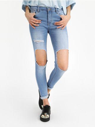 Jeans con rasgaduras  flaco