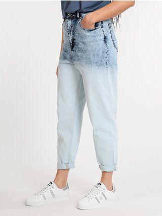 Jeans mujer carrot fit con entrepierna baja