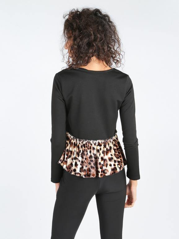 Jersey with leopard print