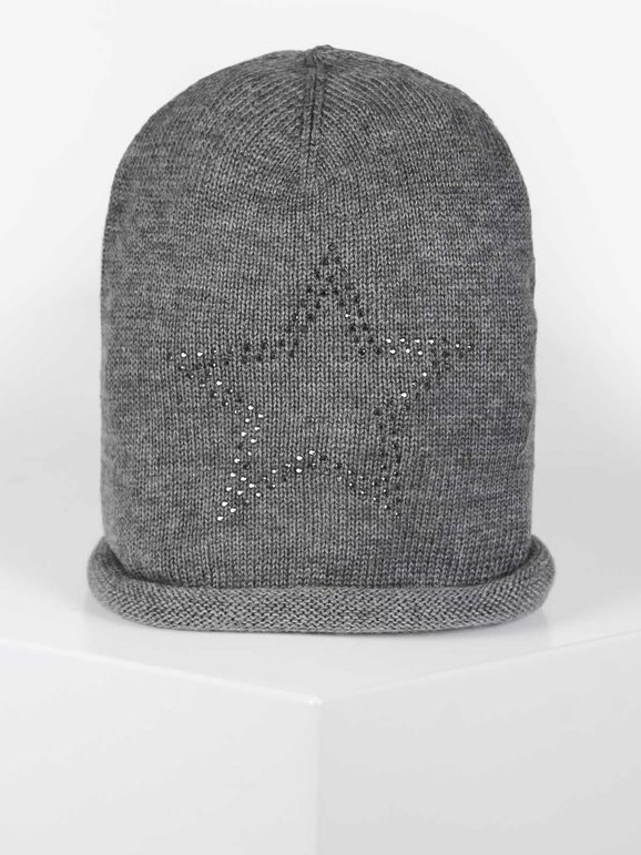 Knitted hat with rhinestone star