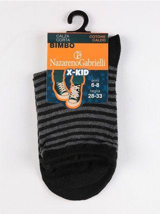 Kurz gestreifte Socken aus warmer Baumwolle