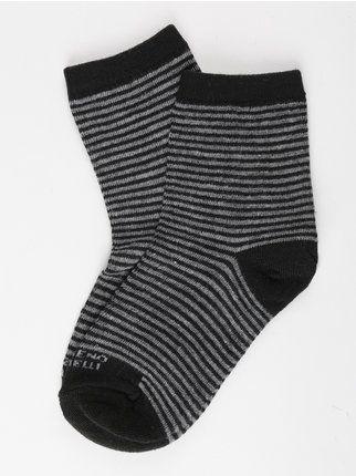 Kurze gestreifte Socken