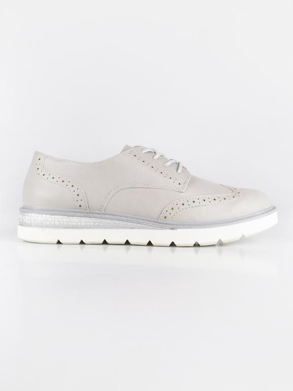 Lace-up brogues with low wedge