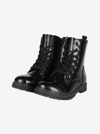 Lace-up patent leather combat boots for girls