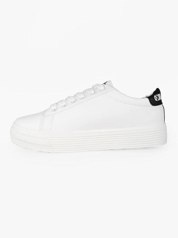 Lace-up sneakers with platform