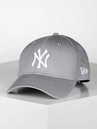 League Basic Cap with visor
