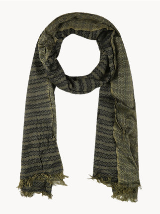 Lightweight scarf with print