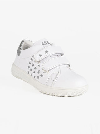 Little girl sneakers with stars