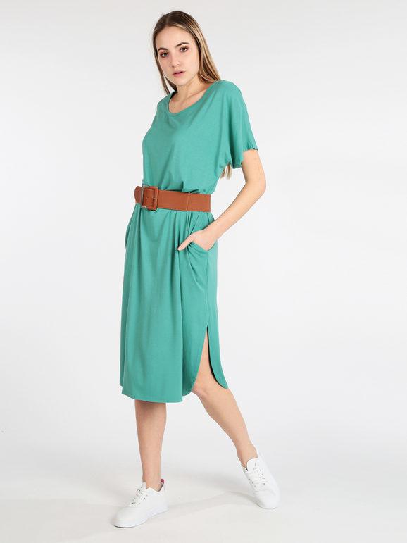 Long dress with short sleeves with slits